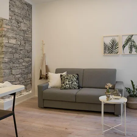 شقة Exclusive - Center - - Near Station *