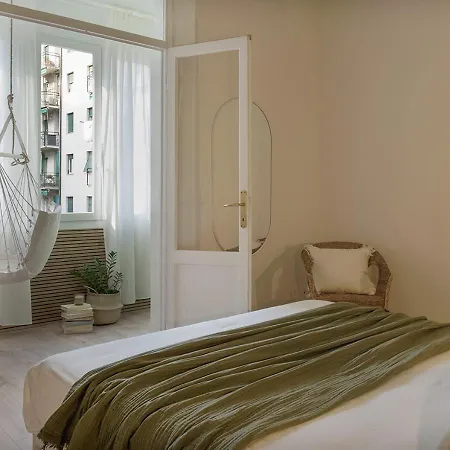 Exclusive - Center - - Near Station * Como